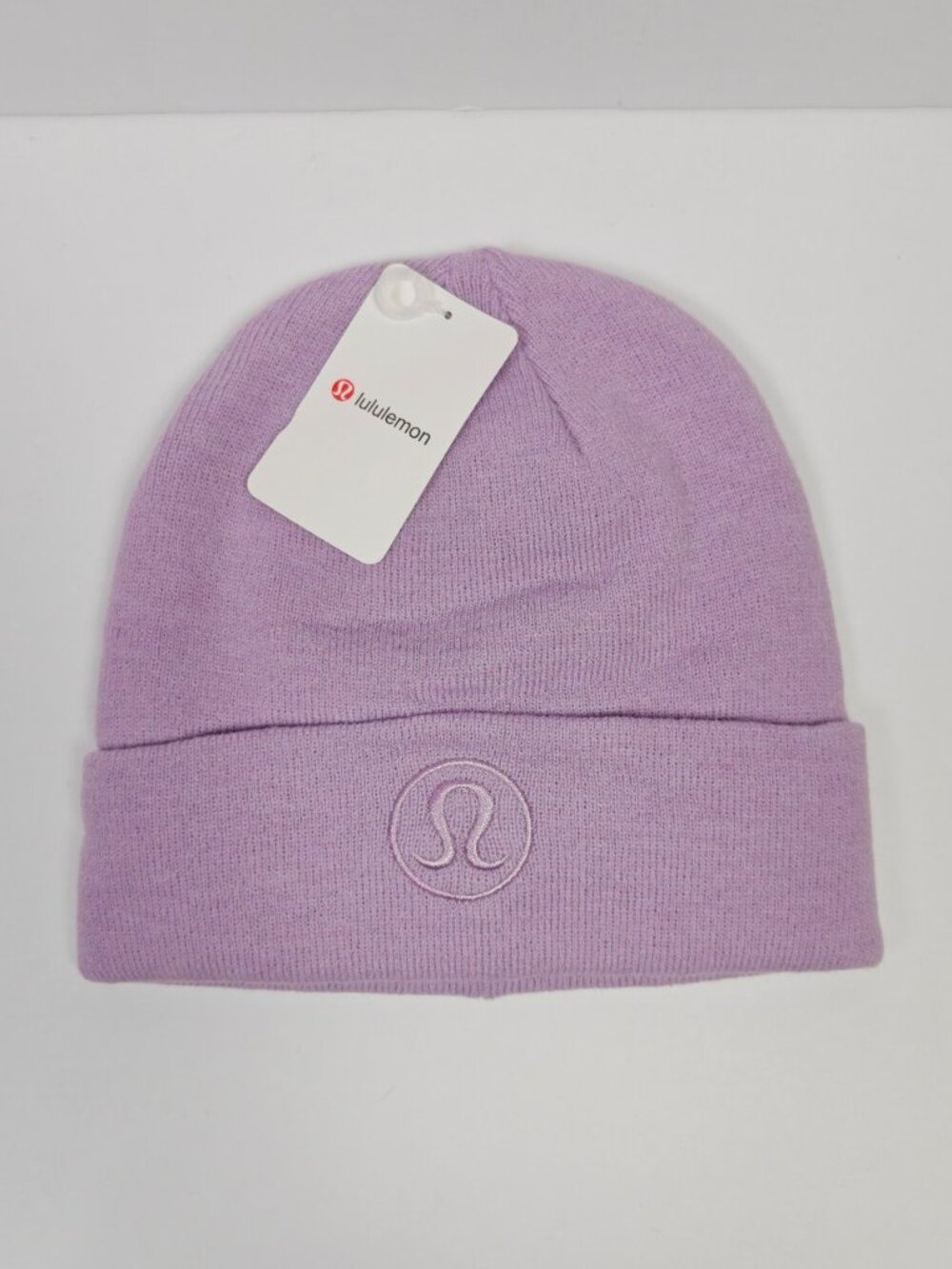 Lululemon Lavender Purple Knit Cuffed Beanie Hat Unisex Embroidered Logo